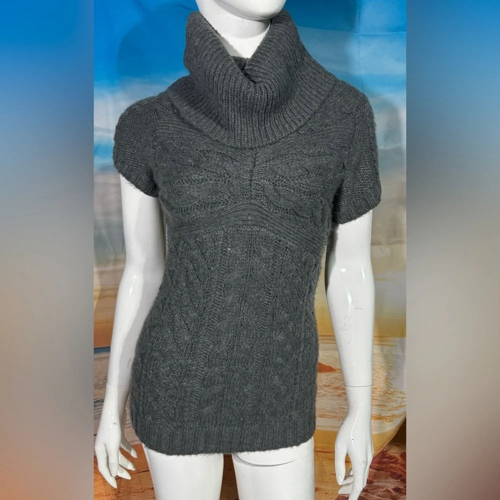 BCBGMAXAZRIA cable knit wool blend sweater